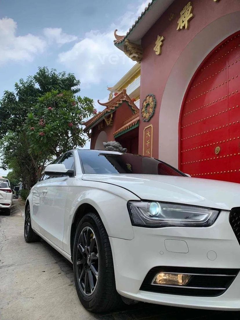 Hình ảnh xe Audi A4 2014 Trắng 102.000 km