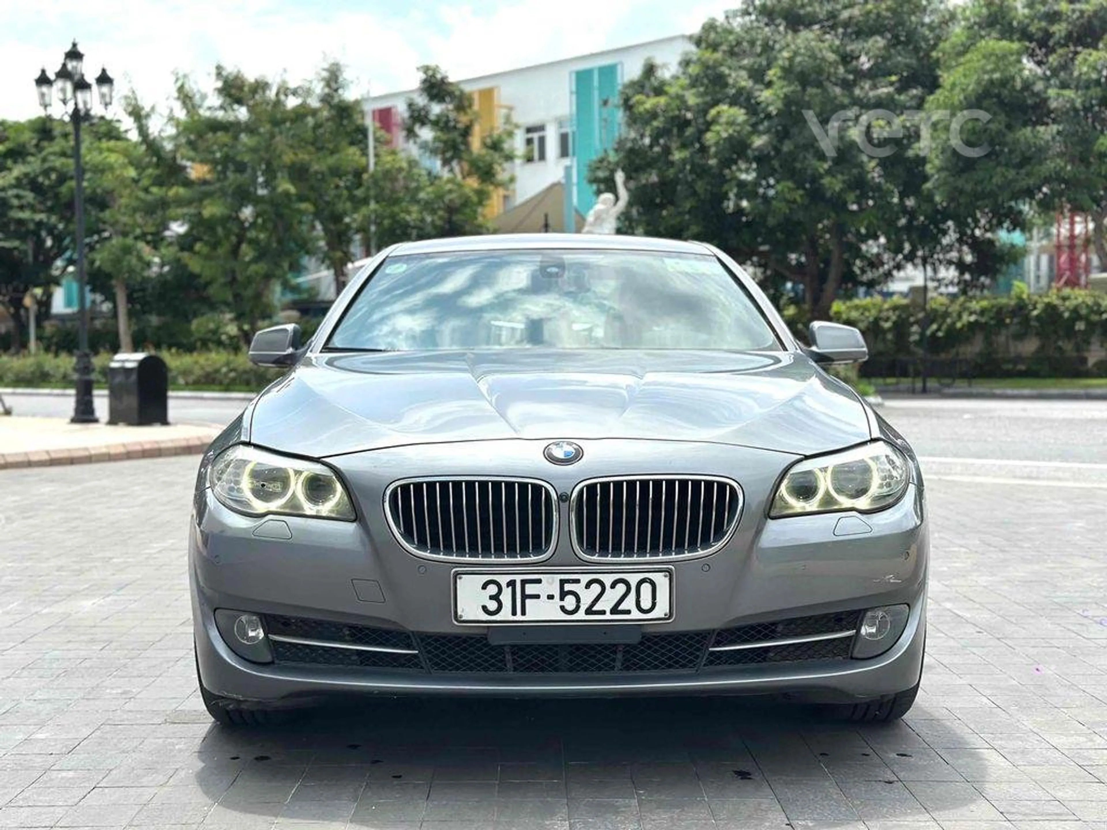 Ảnh xe BMW 5-Series 2010 Xanh lá 120.000 km