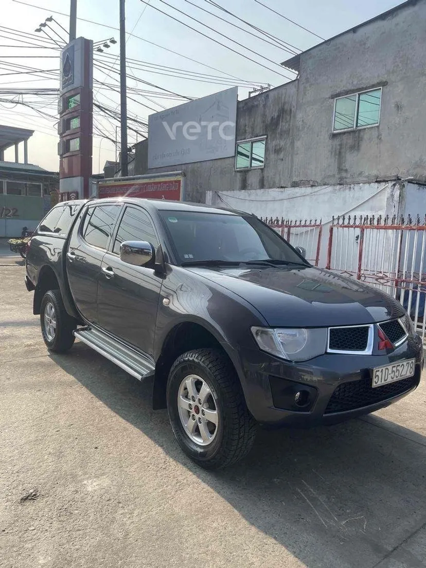 Hình ảnh xe Mitsubishi Triton 2009 Xám 68 km
