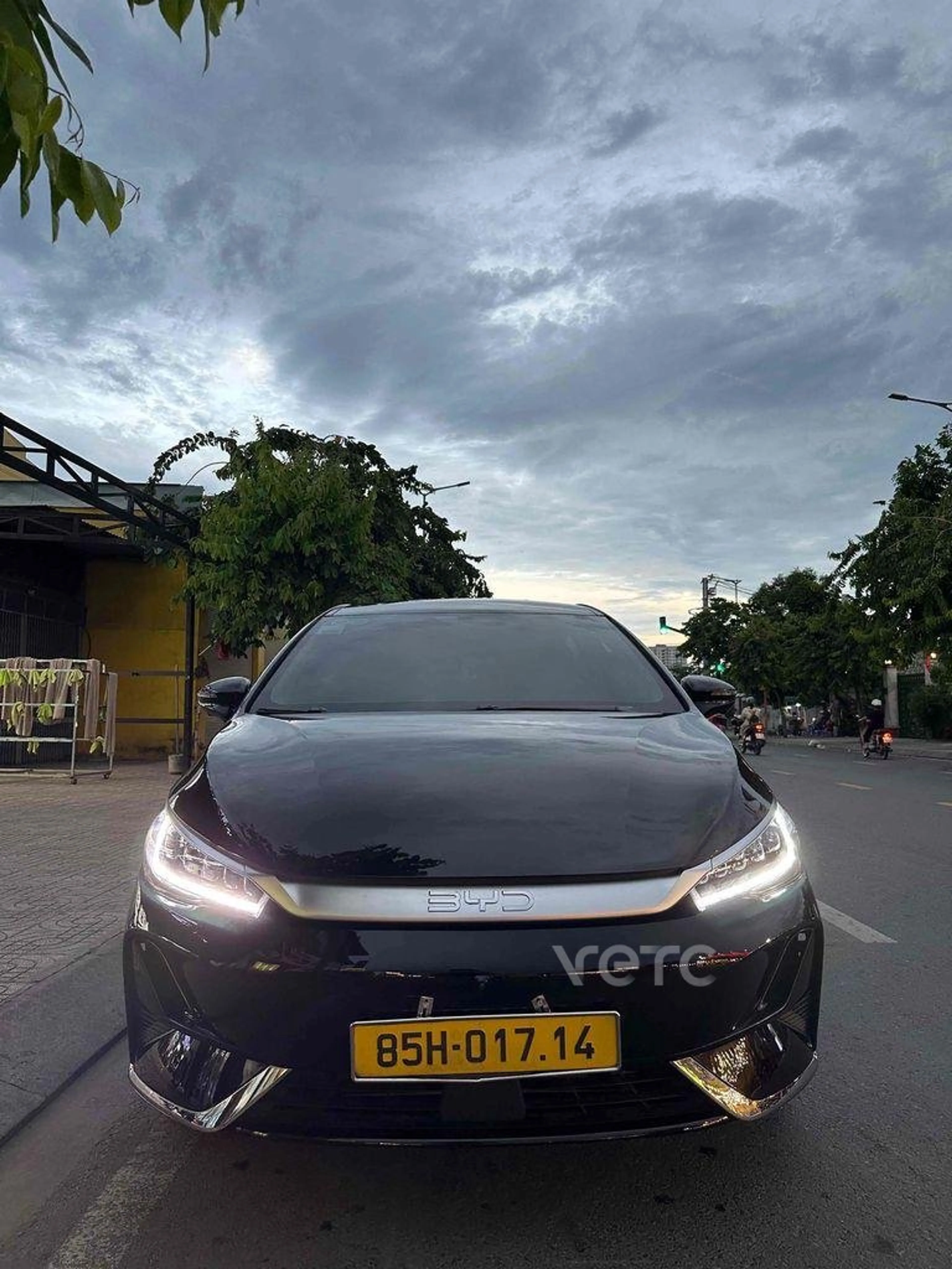 Ảnh xe BYD M6 2025 Đen 63.000 km
