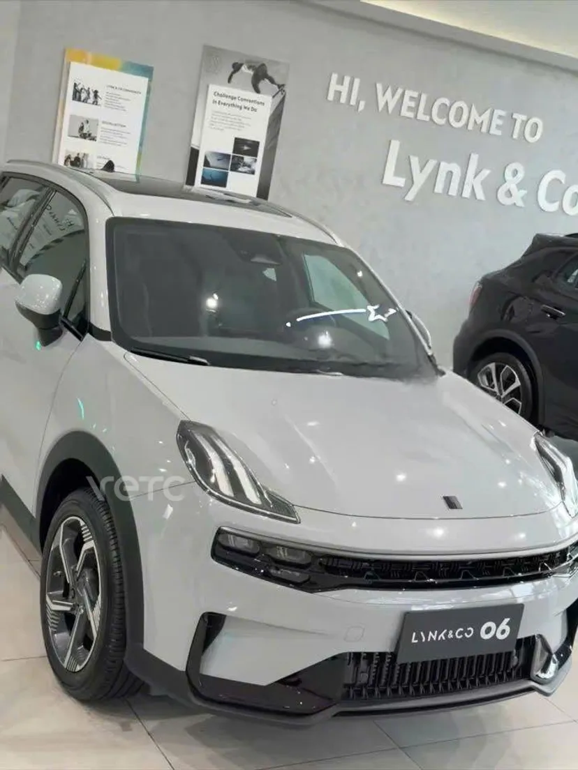 Hình ảnh xe 2025 Xám