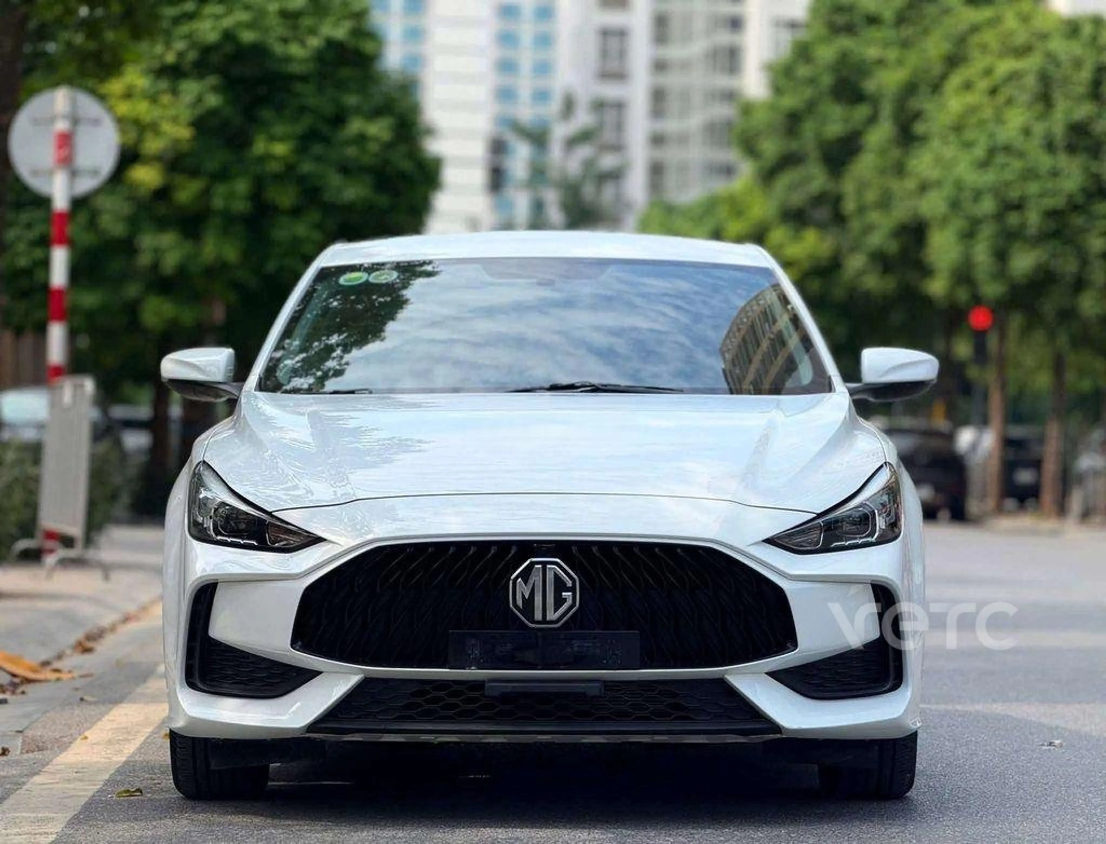 Ảnh xe MG MG5 2025 Trắng