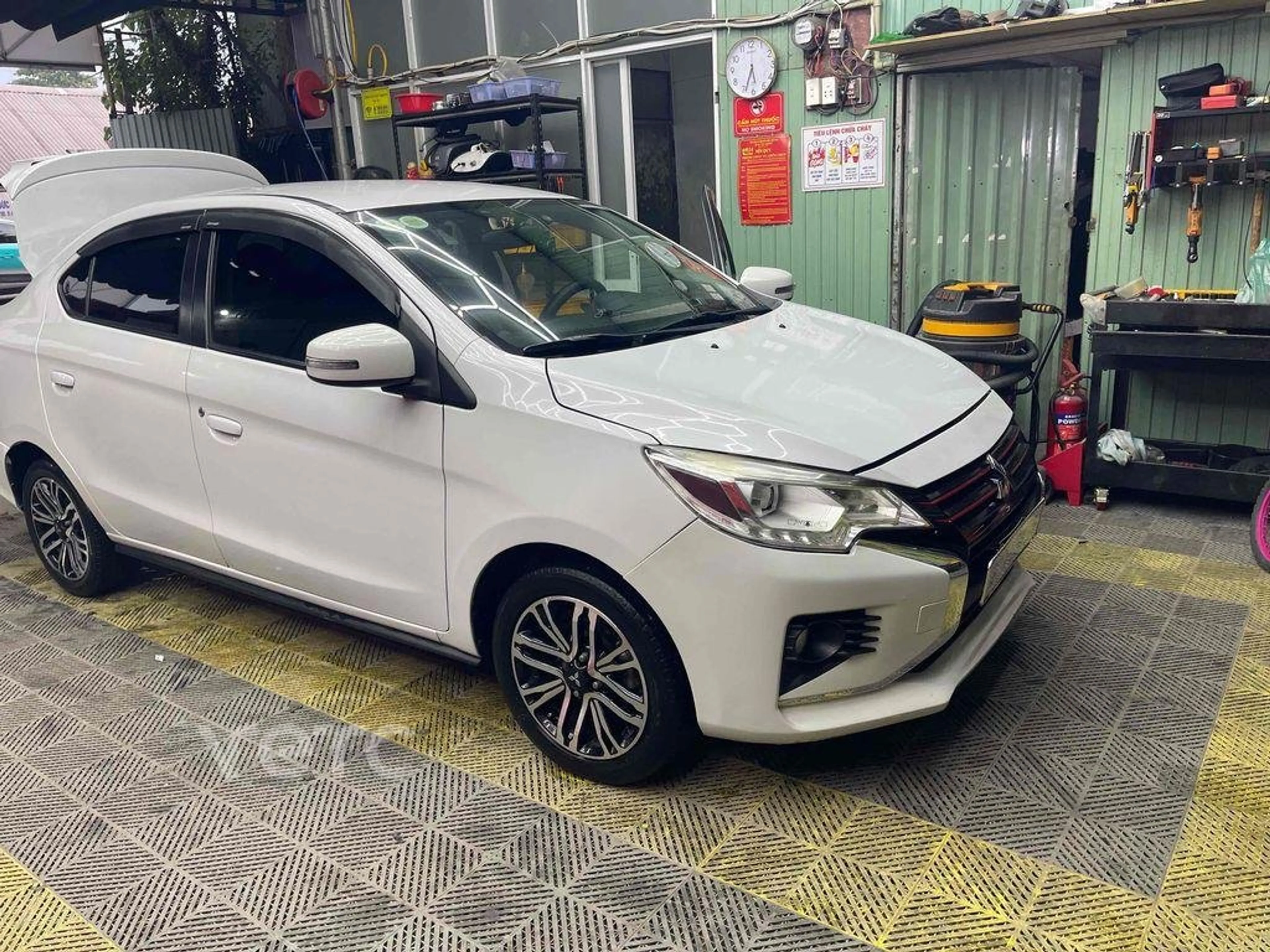 Ảnh xe Mitsubishi Attrage 2022 Trắng 10.000 km