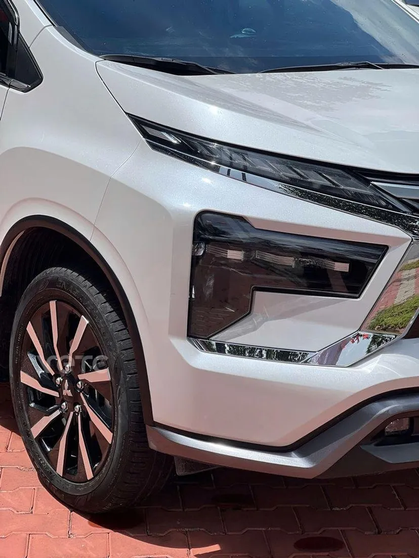 Hình ảnh xe Mitsubishi Xpander 2025 Trắng 7.000 km