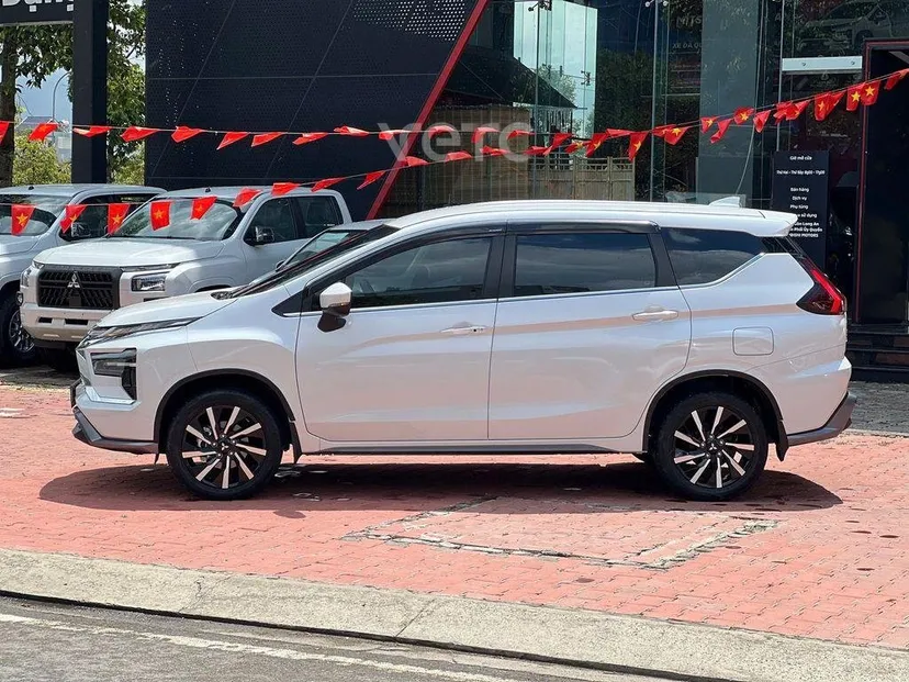 Hình ảnh xe Mitsubishi Xpander 2025 Trắng 7.000 km