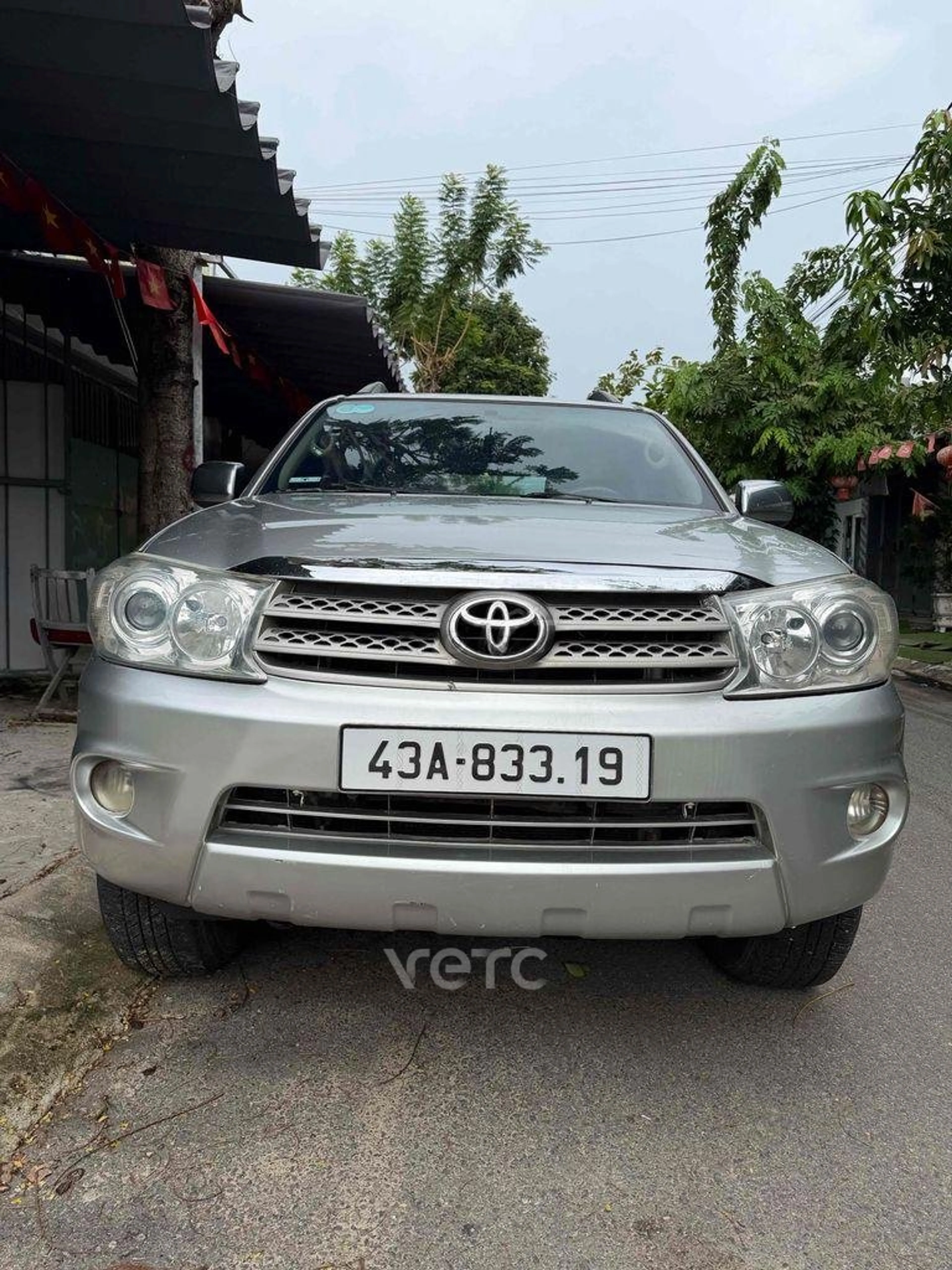 Ảnh xe Toyota Fortuner 2010 Bạc 86.000 km
