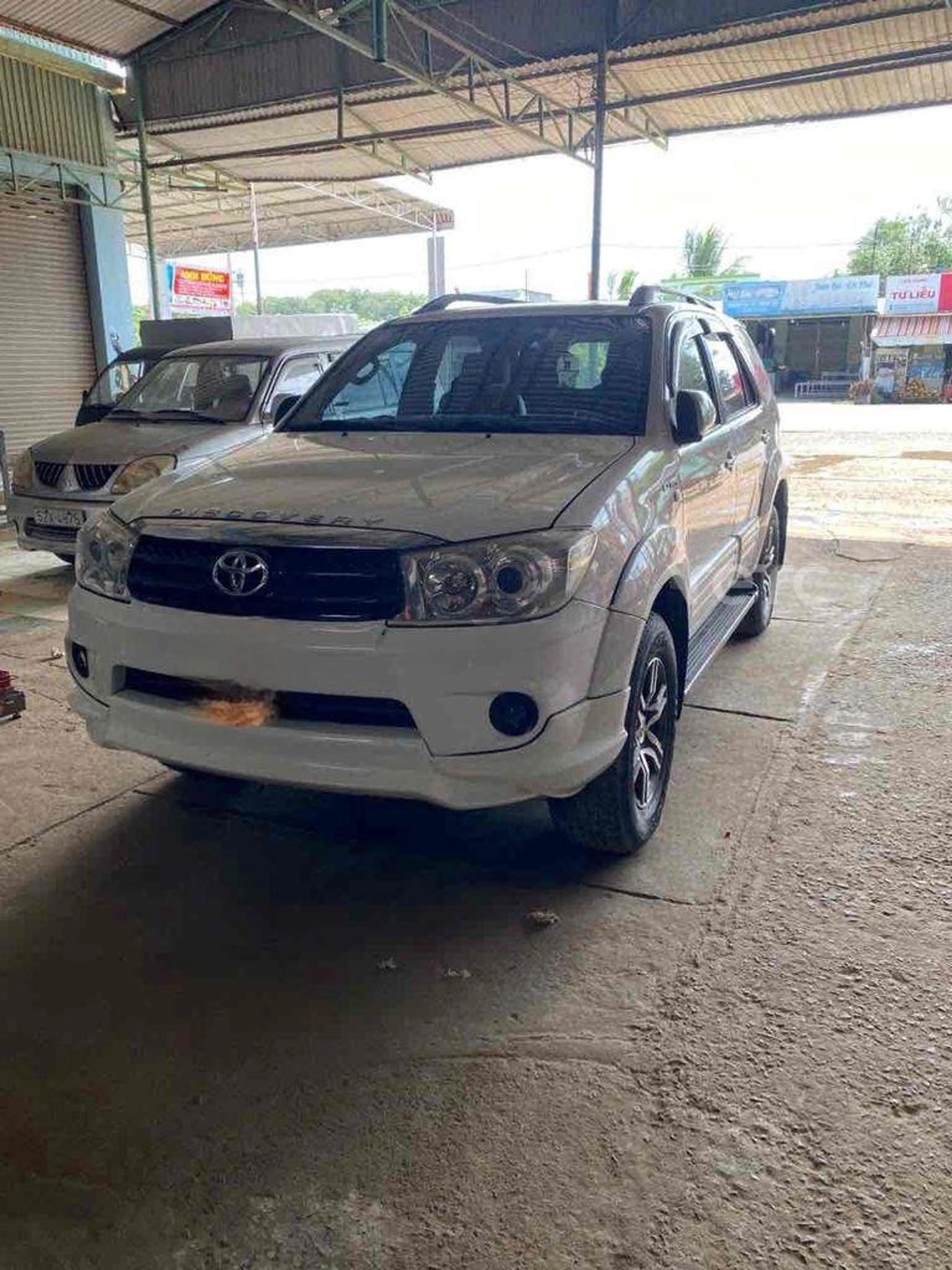 Ảnh xe Toyota Fortuner 2012 Trắng 170.000 km