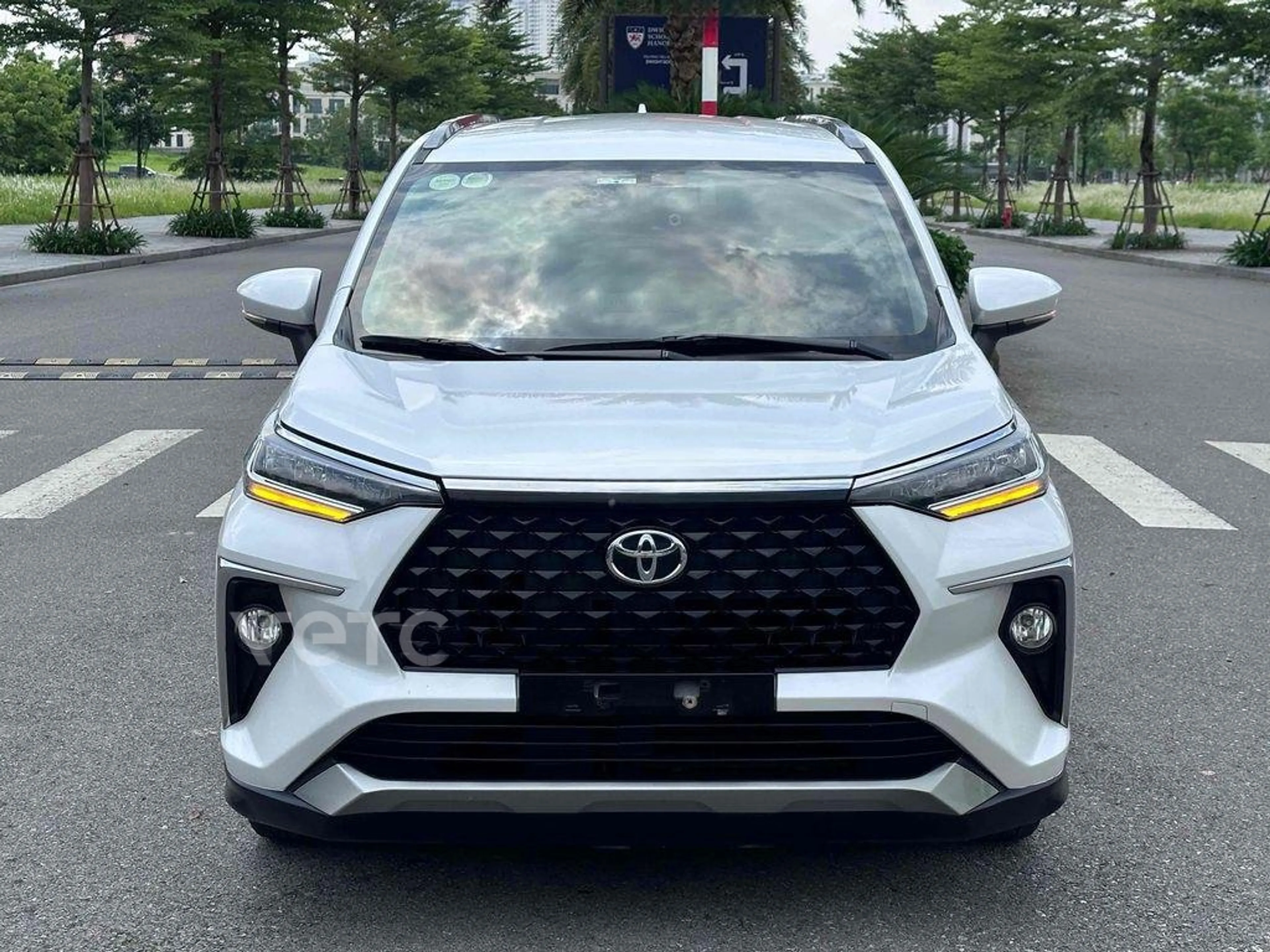 Ảnh xe Toyota Veloz Cross 2022 Trắng 76.000 km