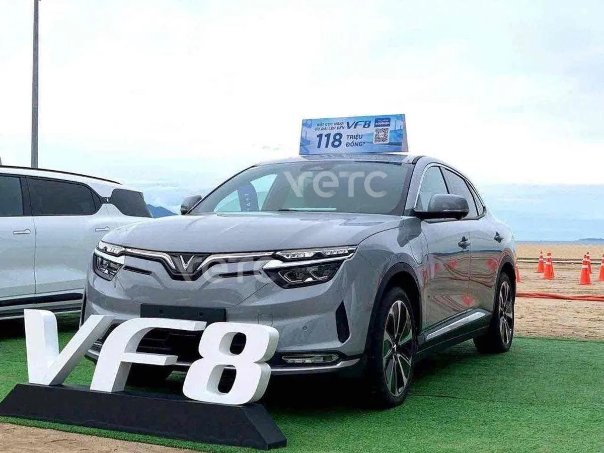 Hình ảnh xe VINFAST VF8 2025 XÁM