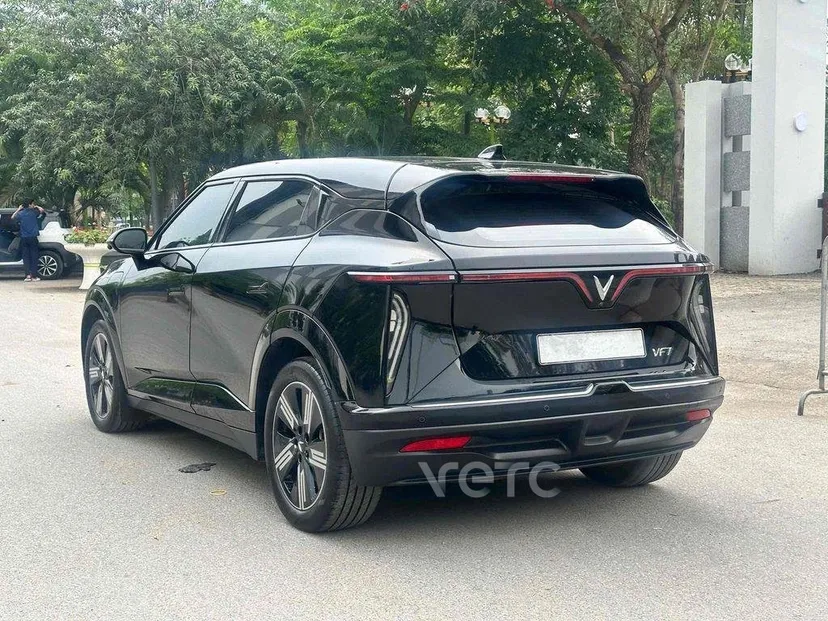 Hình ảnh xe Vinfast VF7 2025 Đen 30.000 km