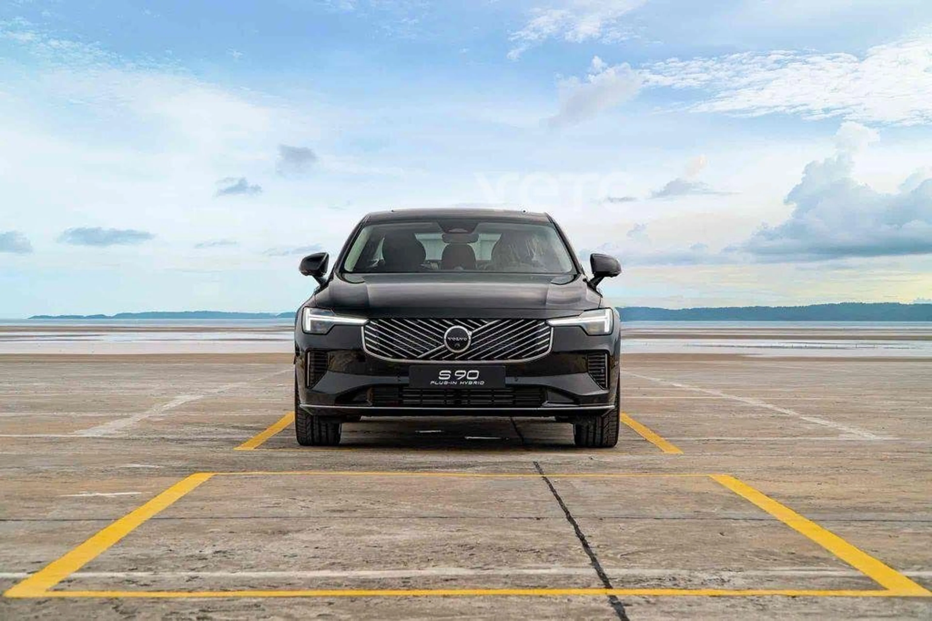 Ảnh xe Volvo S90 2026 Đen
