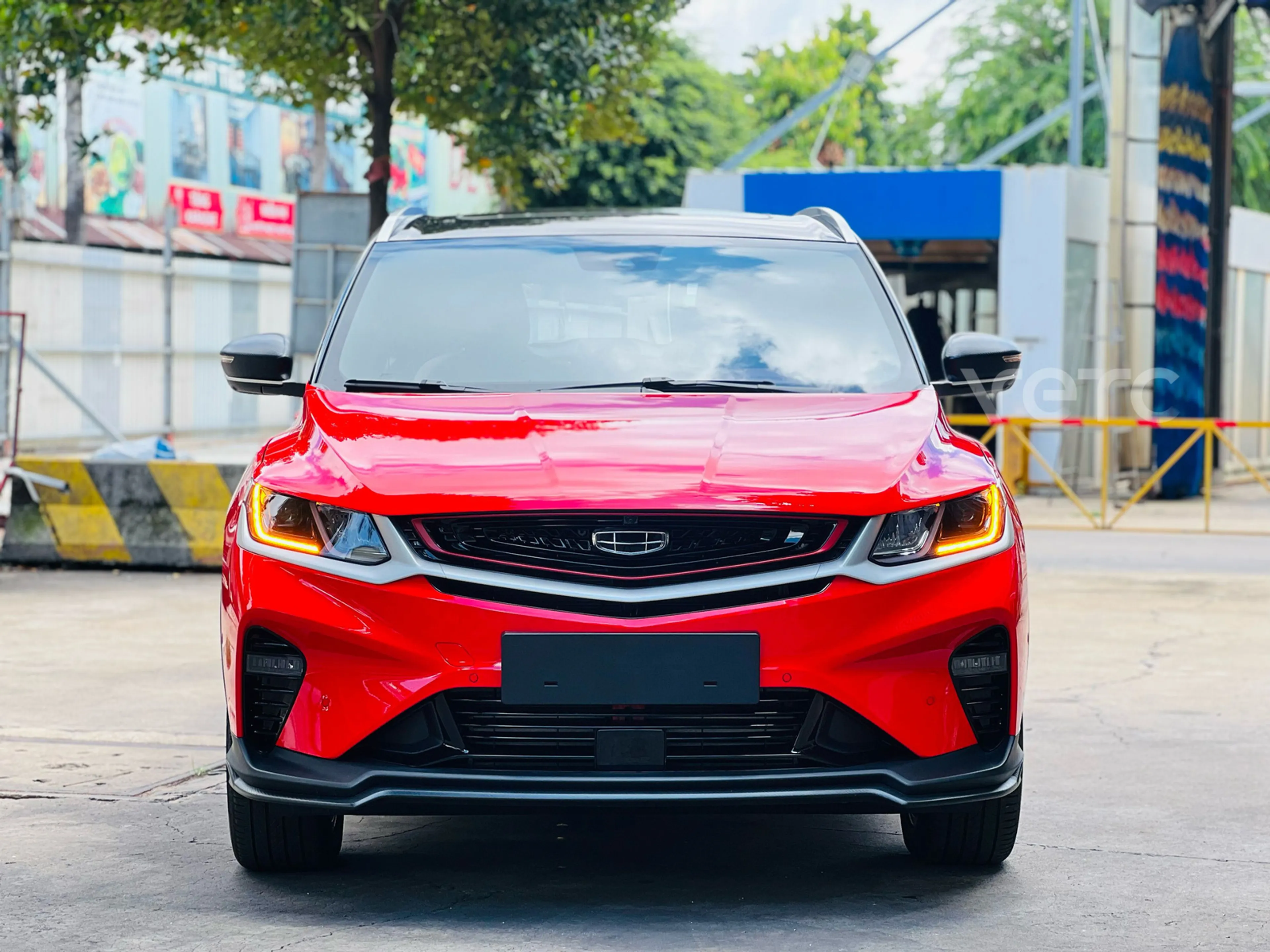 Ảnh xe Geely Coolray Flagship 2025 Đỏ