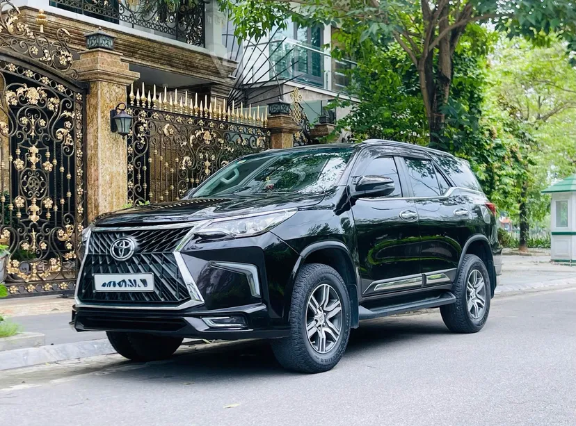 Hình ảnh xe Toyota Fortuner 2017 Nâu 85.000 km