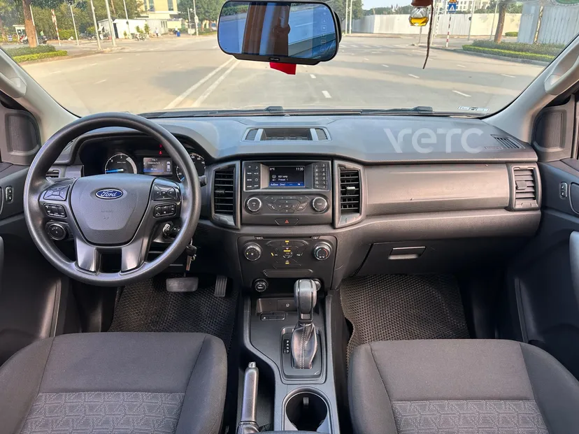 Hình ảnh xe FORD RANGER XLS 2.2AT 2019 VÀNG 110.000 KM