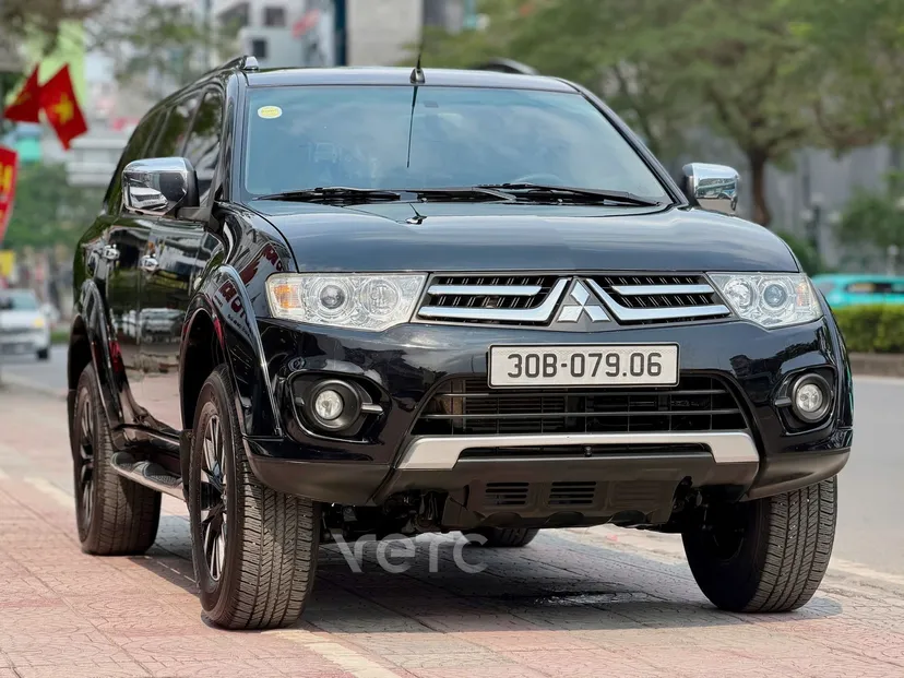 Hình ảnh xe MITSUBISHI PAJERO SPORT MT 2016 ĐEN 140.000 KM