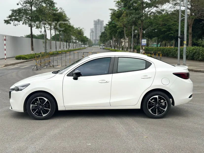 Hình ảnh xe MAZDA 2 1.5PREMIUM 2024 TRẮNG 20.000 KM