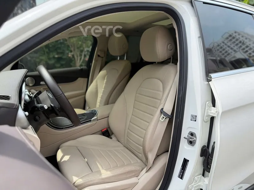 Hình ảnh xe MERCEDES-BENZ GLC 2021 TRẮNG 14.000 KM