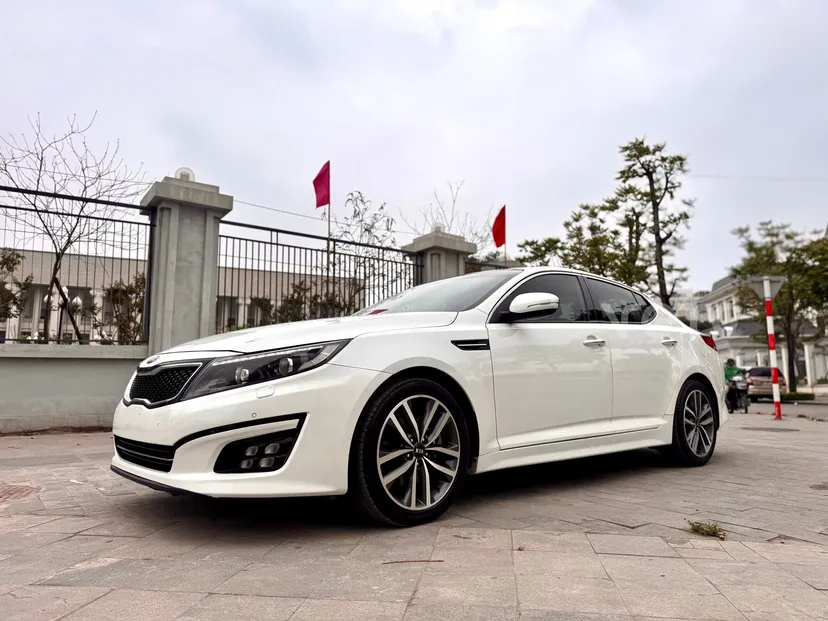 Hình ảnh xe KIA OPTIMA 2015 TRẮNG 90.000 KM