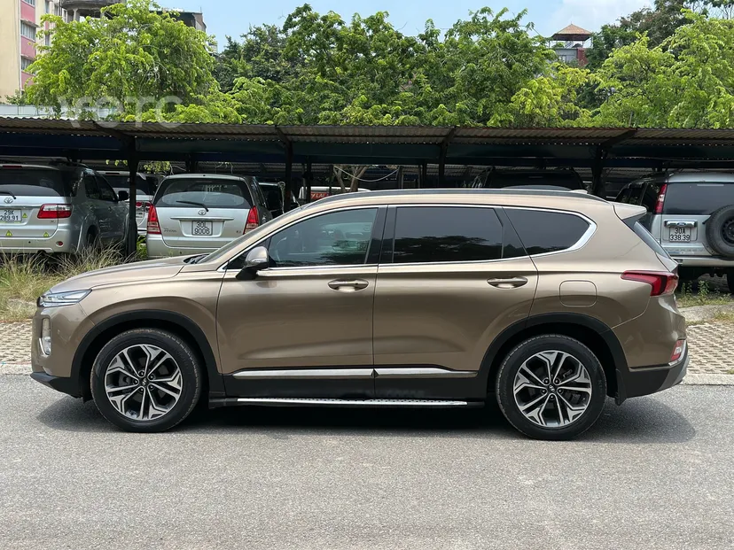 Hình ảnh xe HYUNDAI SANTA FE 2.4 4WD 2021 VÀNG 65.000 KM