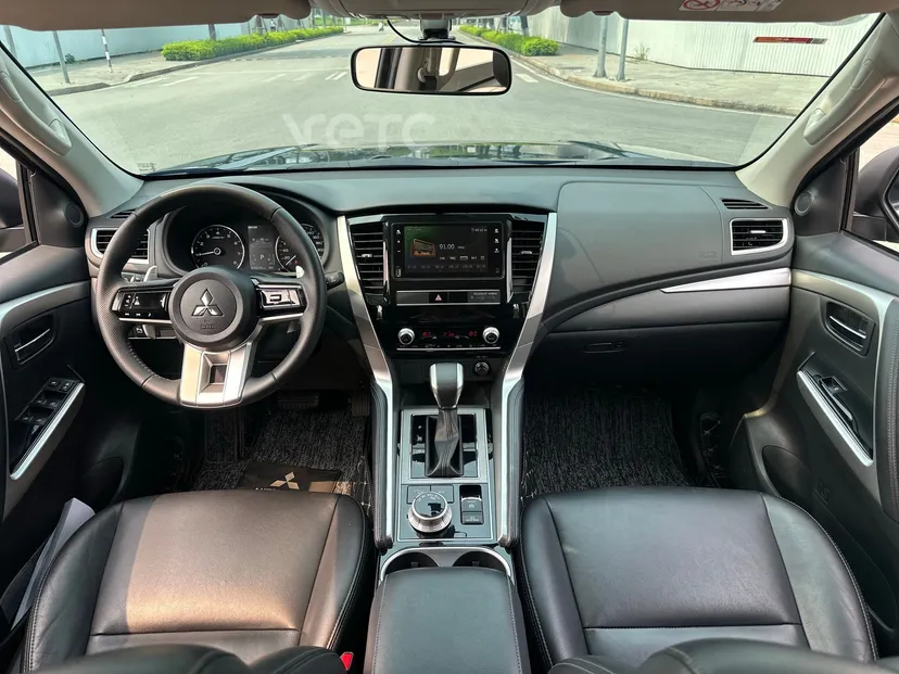Hình ảnh xe MITSUBISHI PAJERO SPORT 3.0V6 4X4 2024 ĐEN 19.000 KM