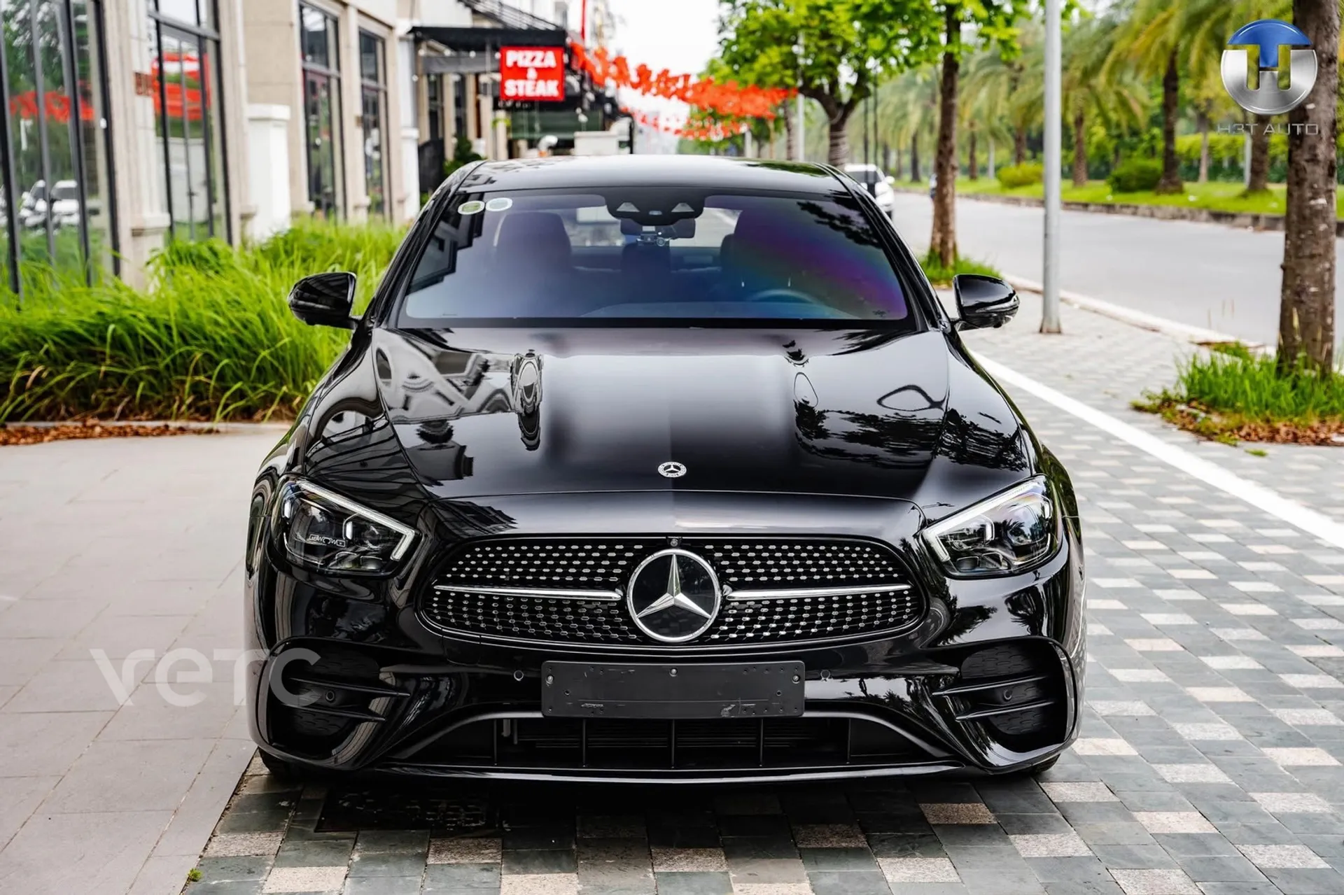Hình ảnh xe Mercedes-Benz E-Class 2021 Đen 37.000 km