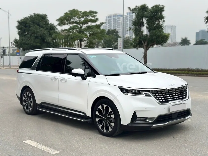 Hình ảnh xe KIA CARNIVAL 2.2D SIGNATURE 2023 TRẮNG 40.000 KM