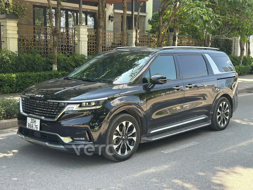 Hình ảnh xe KIA Carnival 2.2D Signature 2022 Đen 80.000 km
