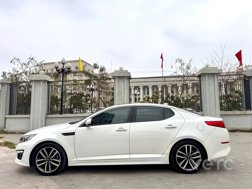Hình ảnh xe KIA OPTIMA 2015 TRẮNG 90.000 KM