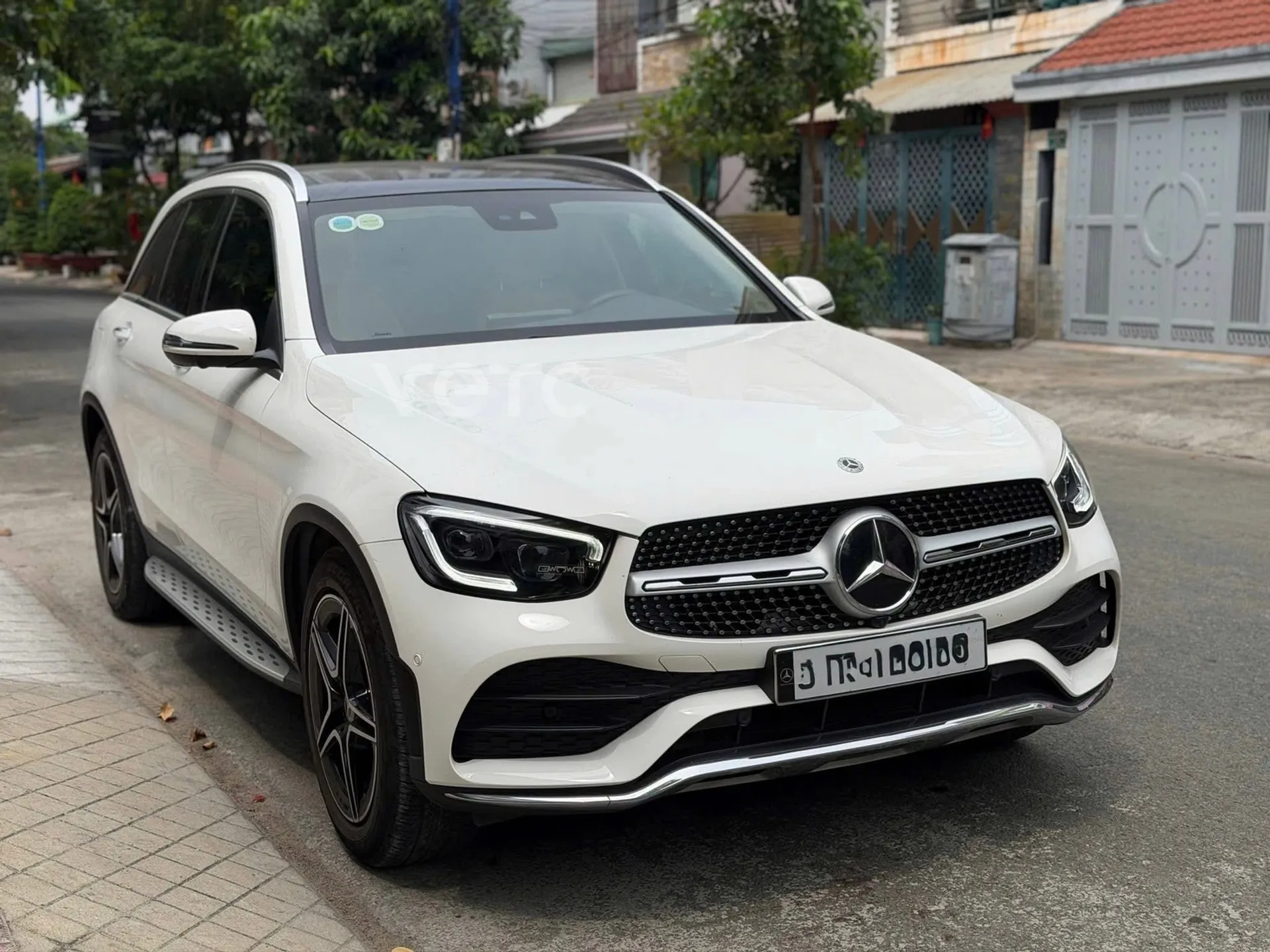 Hình ảnh xe MERCEDES-BENZ GLC 2021 TRẮNG 14.000 KM
