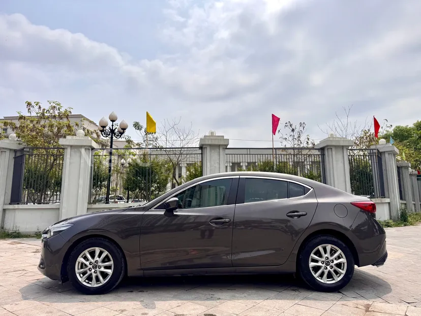 Hình ảnh xe MAZDA 3 1.5 GHẾ ĐIỆN 2019 NÂU 60.000 KM