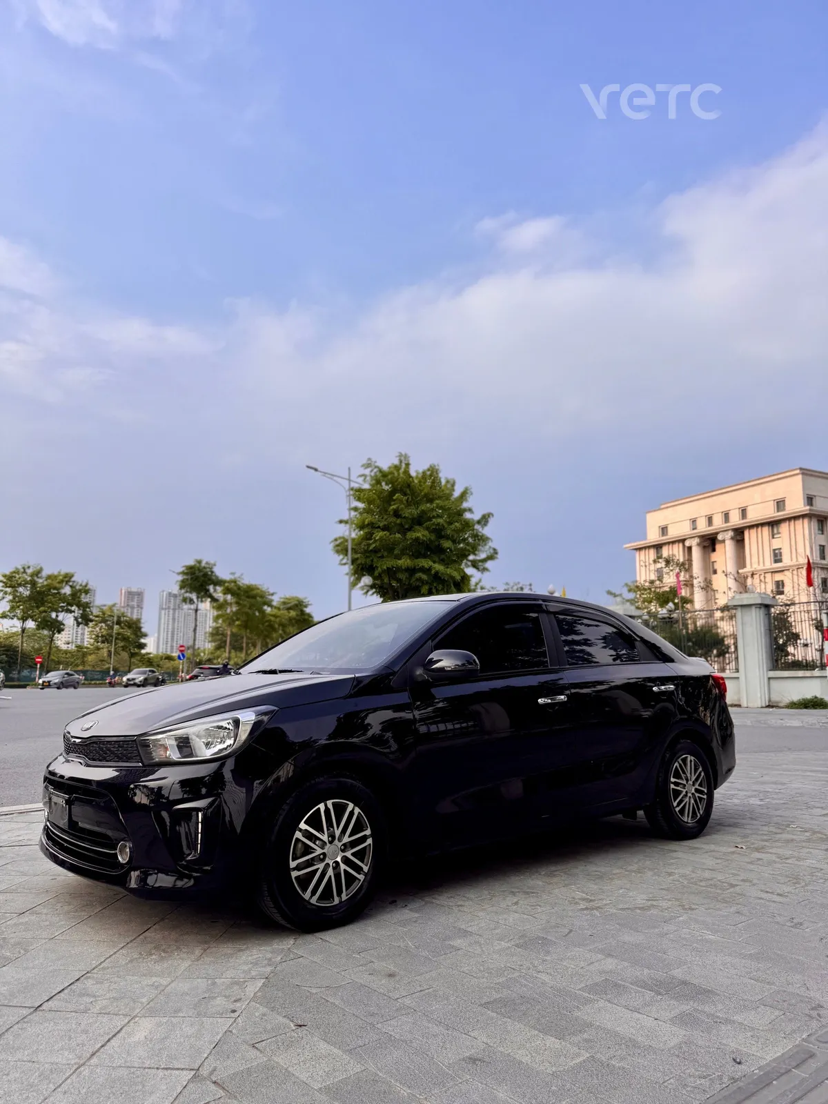 Hình ảnh xe KIA SOLUTO 1.4MT DELUXE 2020 ĐEN 86.000 KM