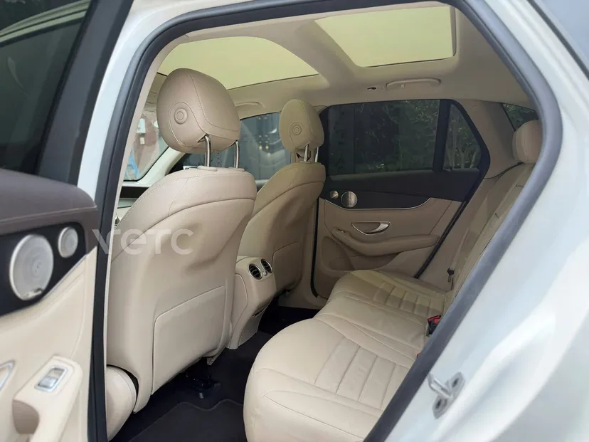 Hình ảnh xe MERCEDES-BENZ GLC 2021 TRẮNG 14.000 KM