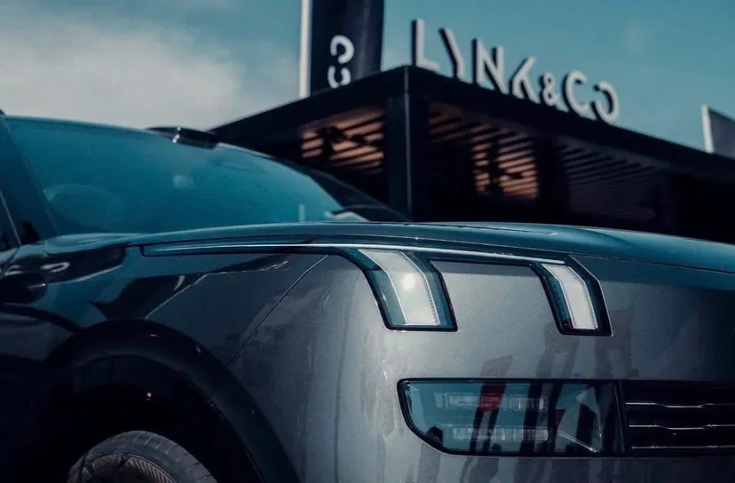 Banner cửa hàng Lynk & Co Nam Định