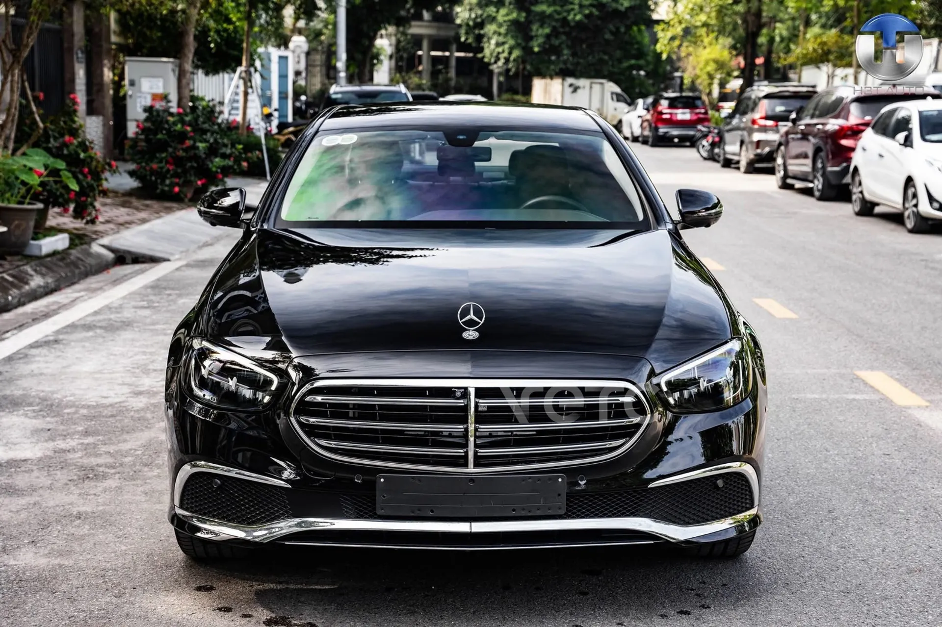 Hình ảnh xe MERCEDES-BENZ E-CLASS 2021 ĐEN 19.000 KM