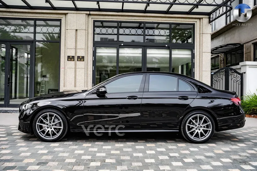 Hình ảnh xe Mercedes-Benz E-Class 2021 Đen 37.000 km