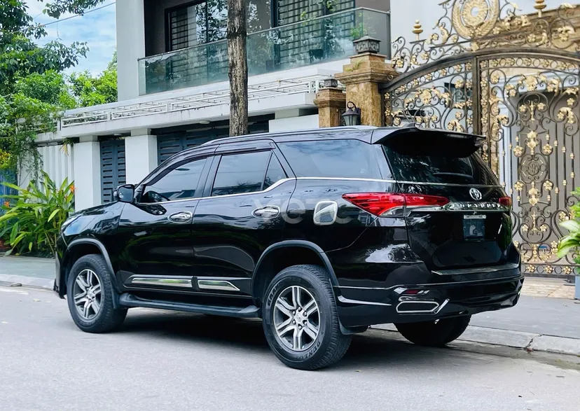 Hình ảnh xe Toyota Fortuner 2017 Nâu 85.000 km