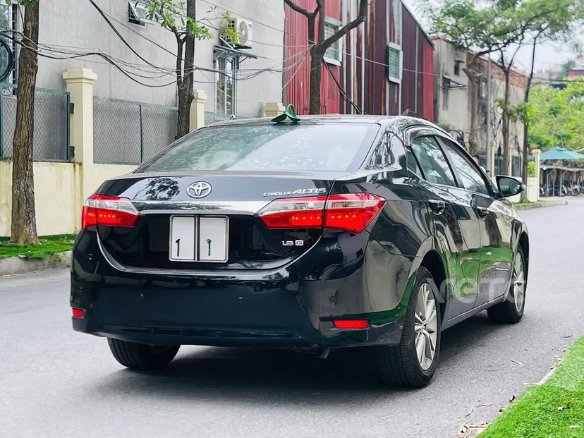 Hình ảnh xe TOYOTA COROLLA ALTIS 2016 ĐEN 11.000 KM