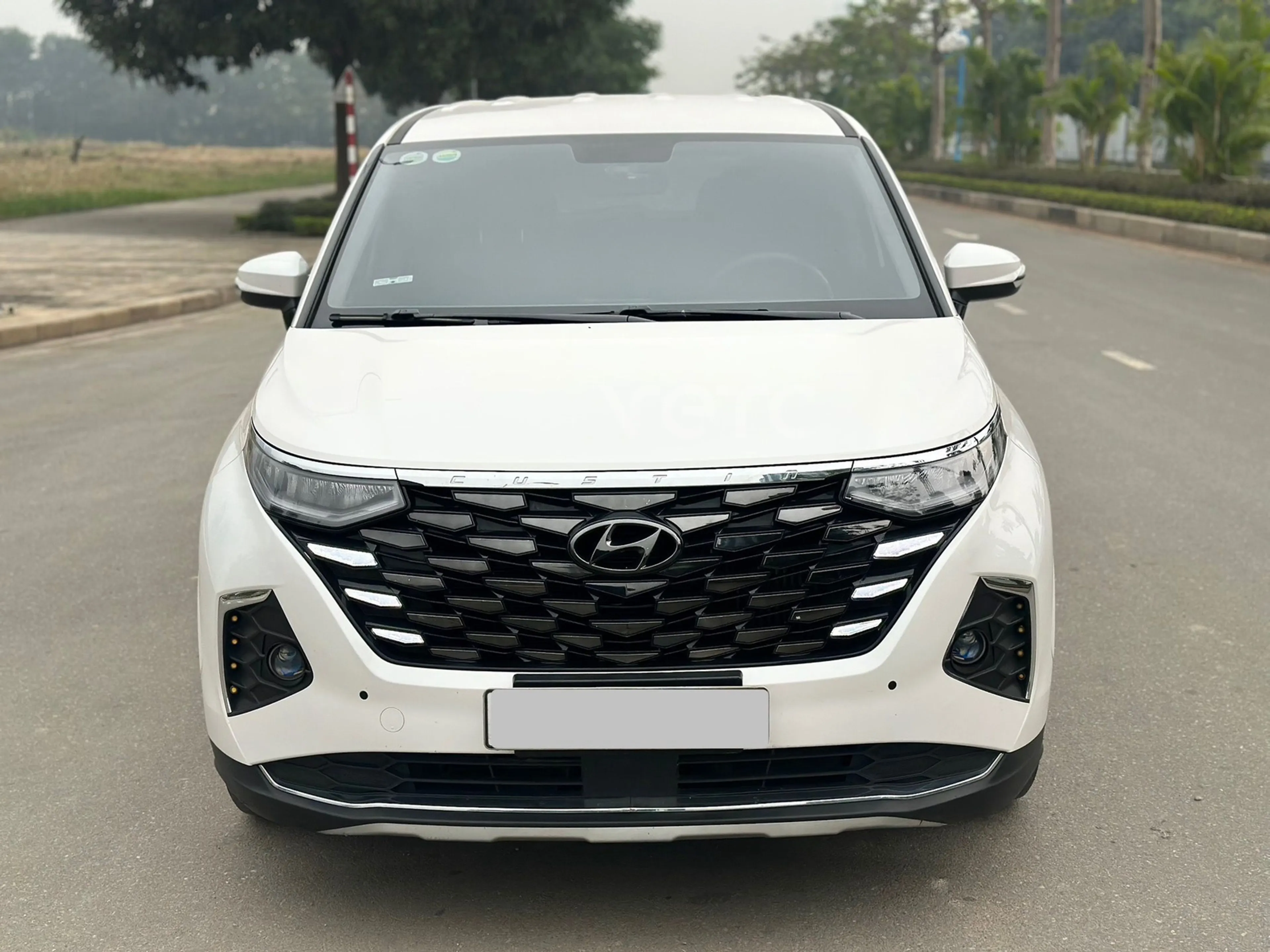 Ảnh xe Hyundai Custin 1.5Tubo 2023 Trắng 46.000 km