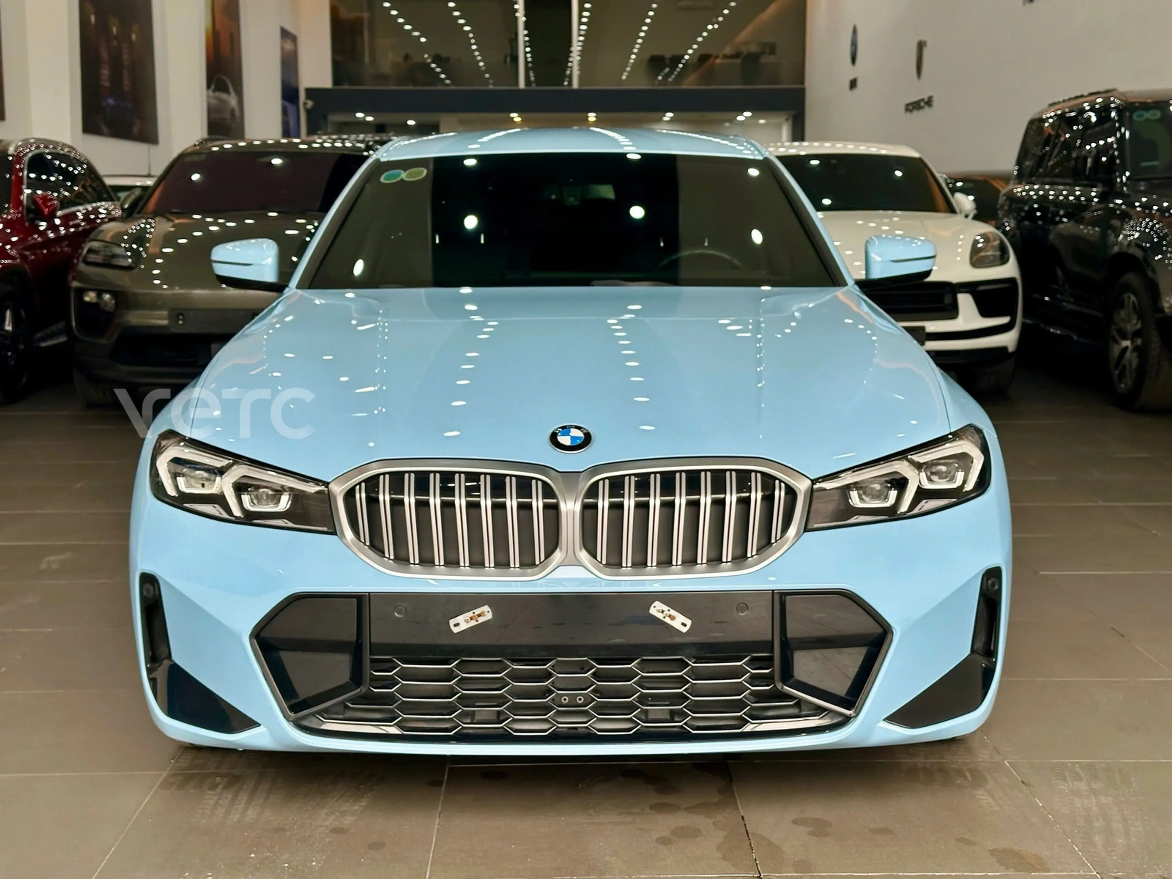Ảnh xe BMW 3-SERIES 2023 XANH 13.000 KM