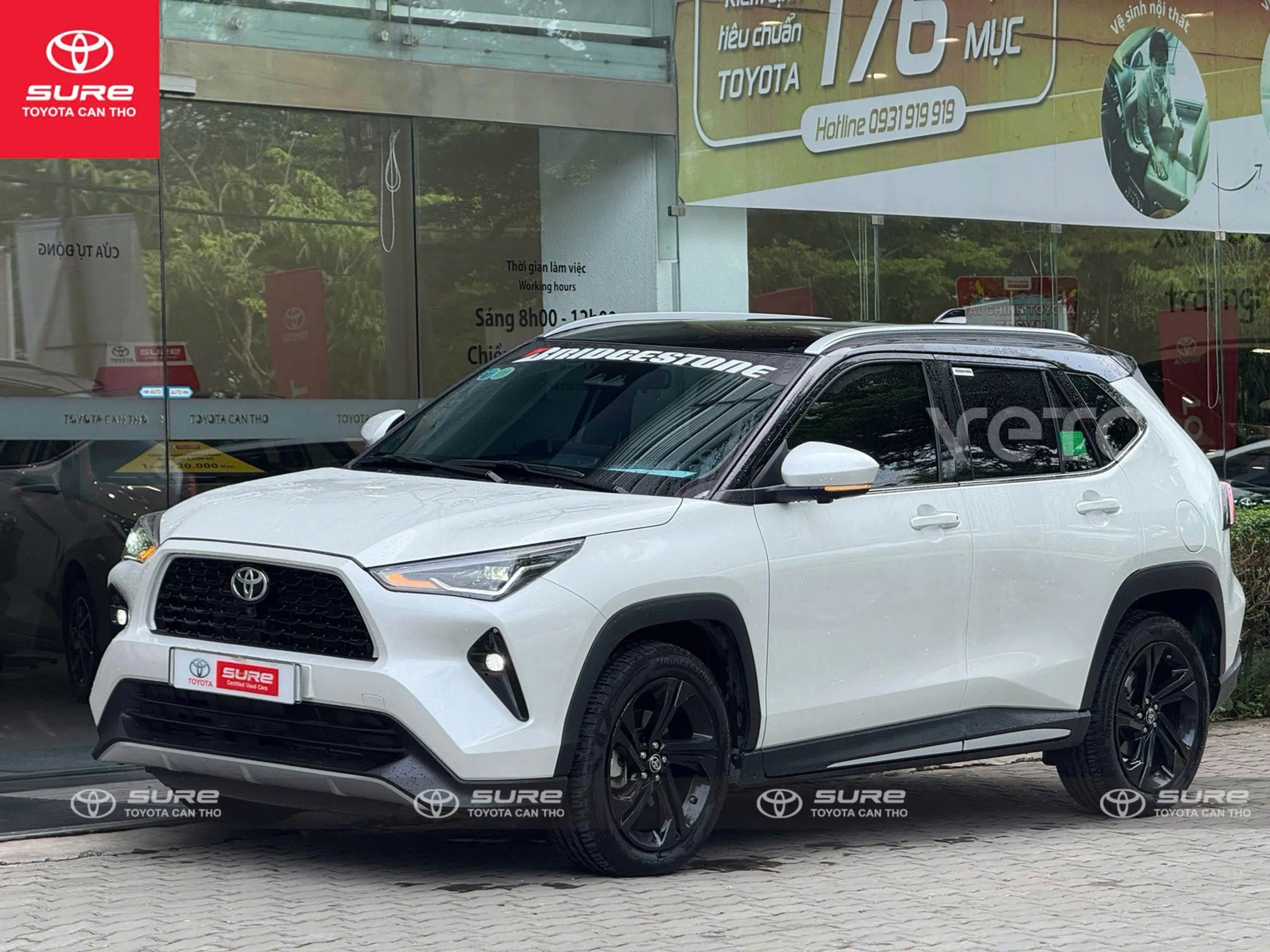 Ảnh xe Toyota Yaris Cross CVT 2024 Trắng 23.000 km