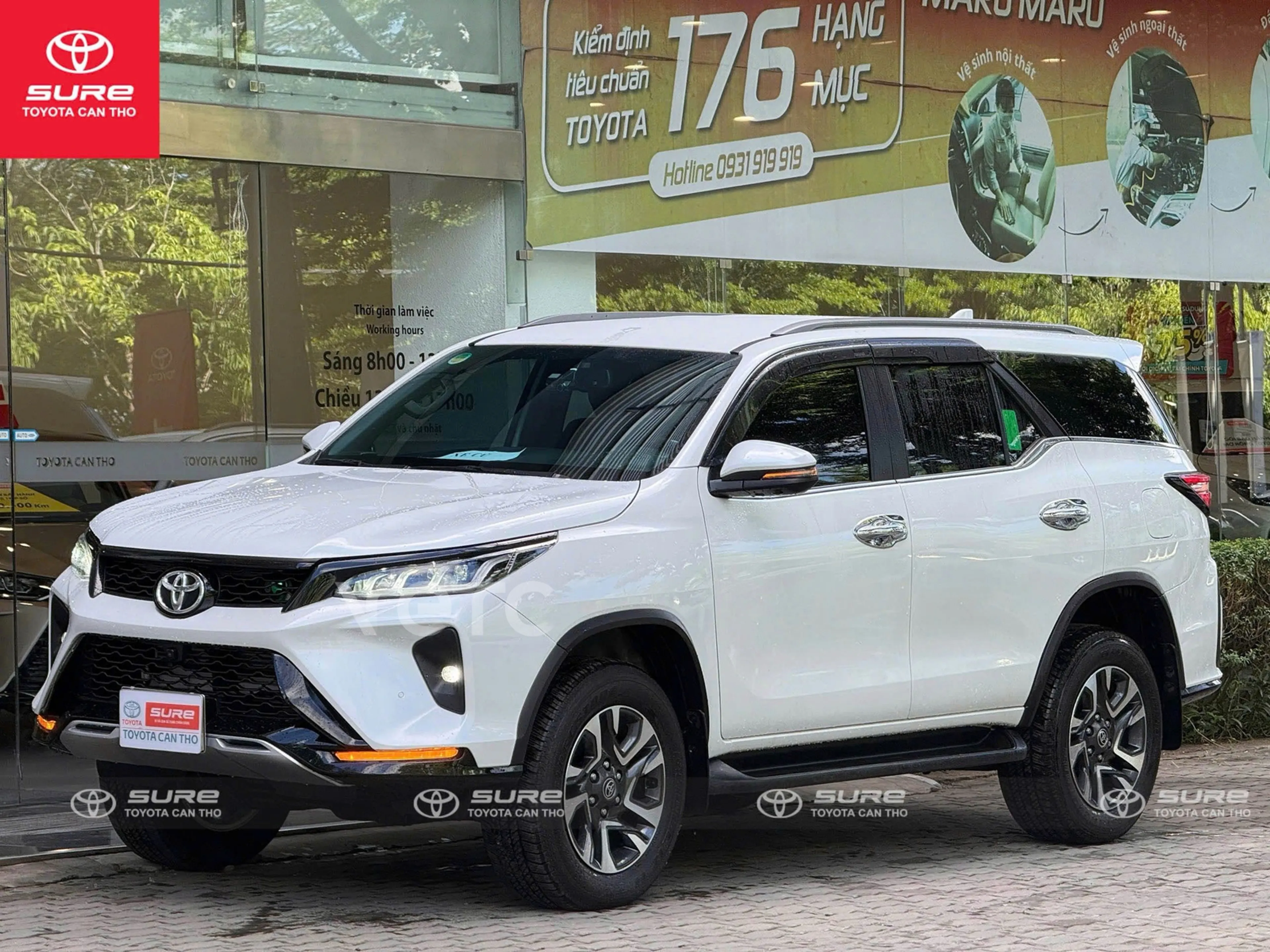 Ảnh xe Toyota Fortuner 4x2 2022 Trắng 6.000 km