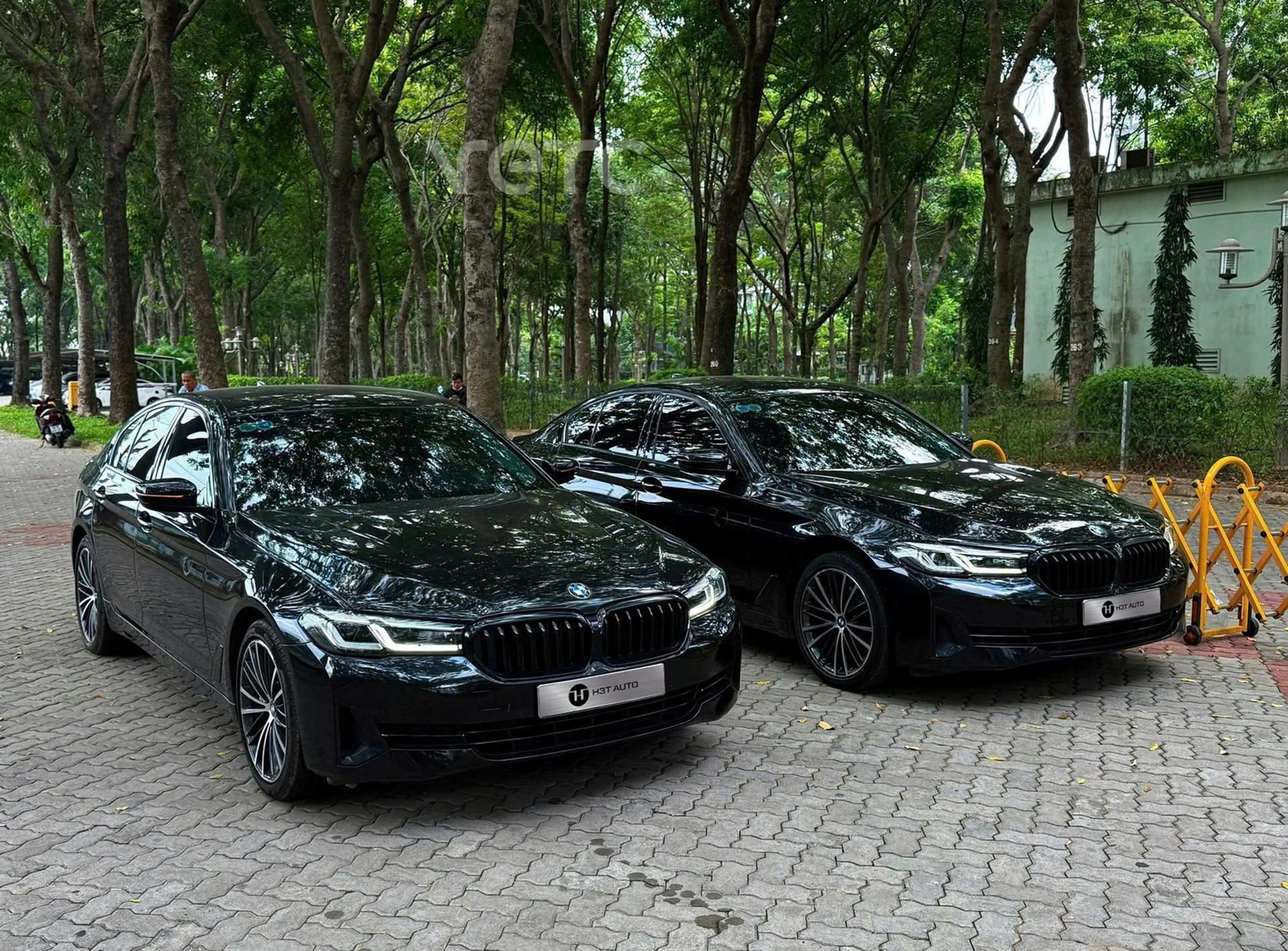Ảnh xe BMW 5-SERIES LUXURY LINE 2022 ĐEN 31.000 KM