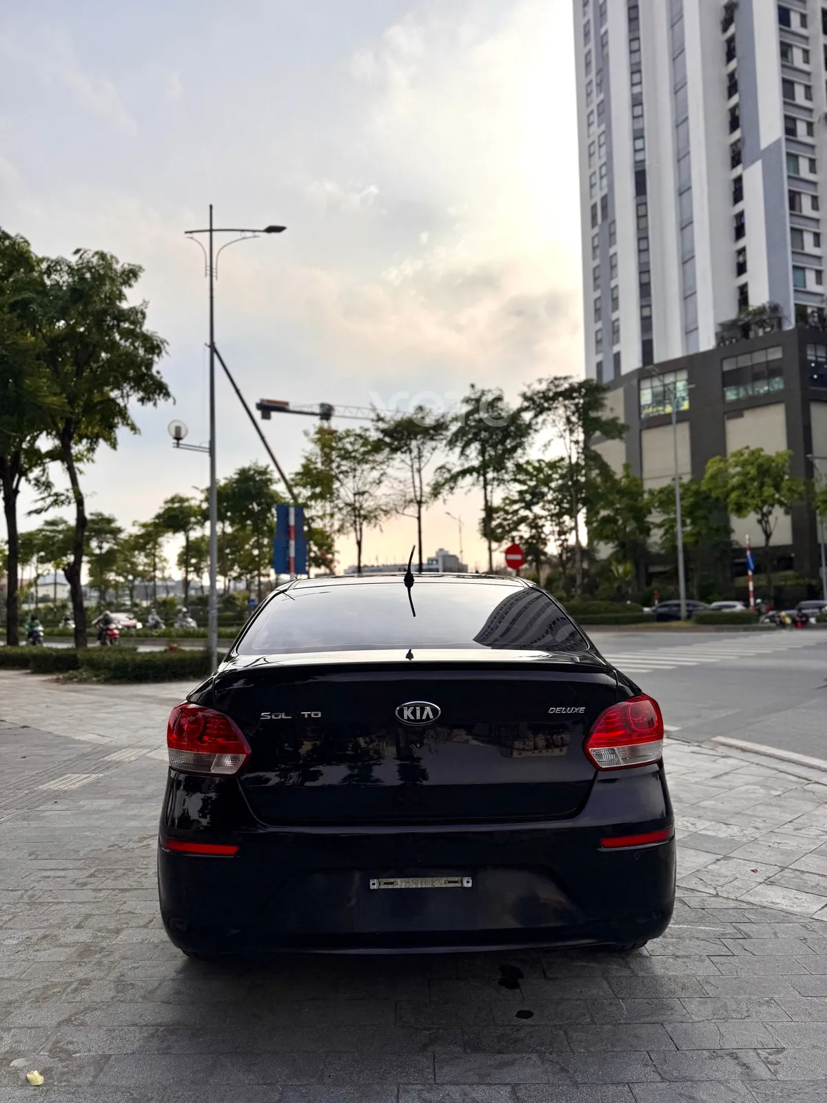 Hình ảnh xe KIA SOLUTO 1.4MT DELUXE 2020 ĐEN 86.000 KM