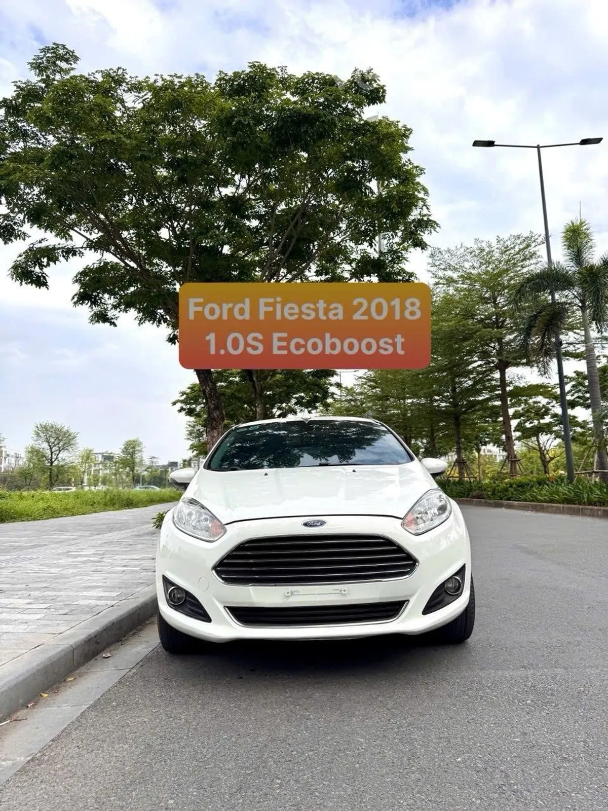 Hình ảnh xe FORD FIESTA 1.0S ECOBOOST 2018 TRẮNG 80.000 KM