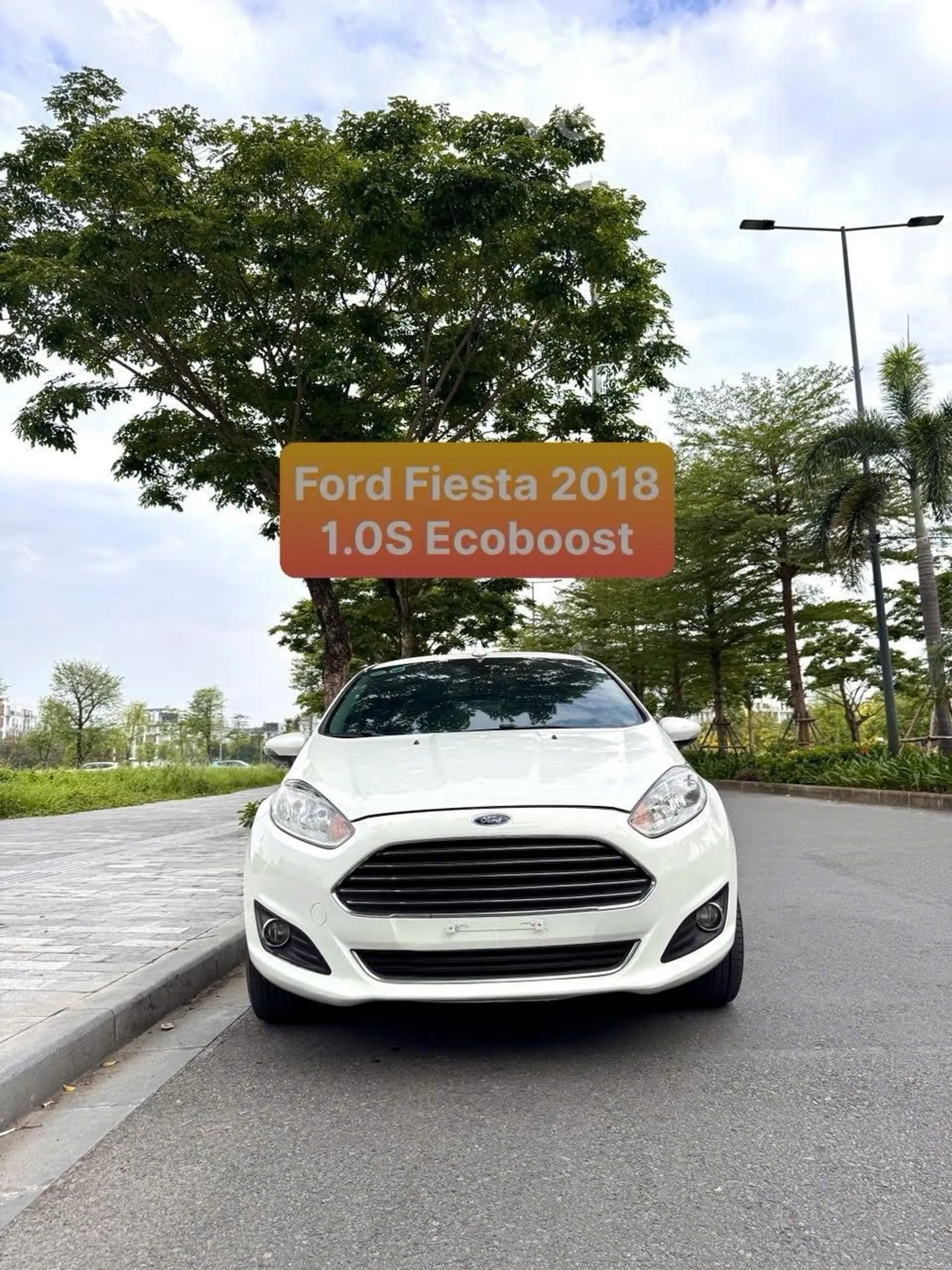 Hình ảnh xe FORD FIESTA 1.0S ECOBOOST 2018 TRẮNG 80.000 KM