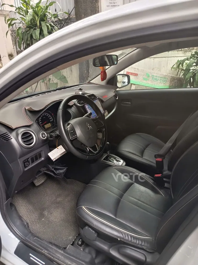 Hình ảnh xe Mitsubishi Attrage 2023 Trắng 9.300 km