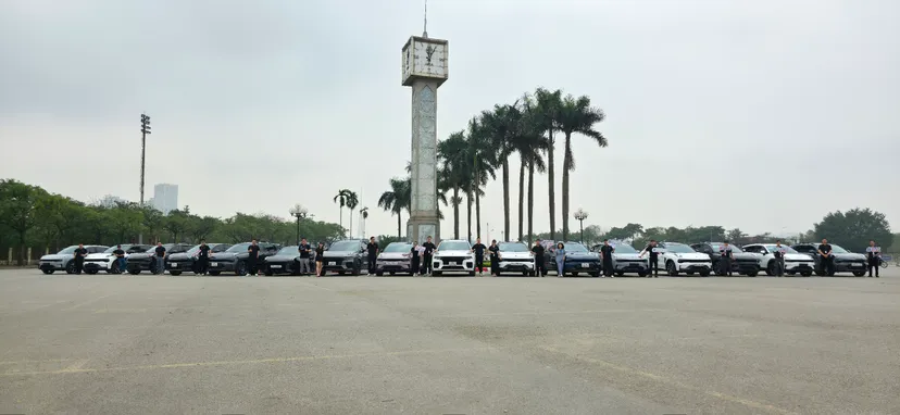 Banner cửa hàng LYNK & CO LONG BIÊN