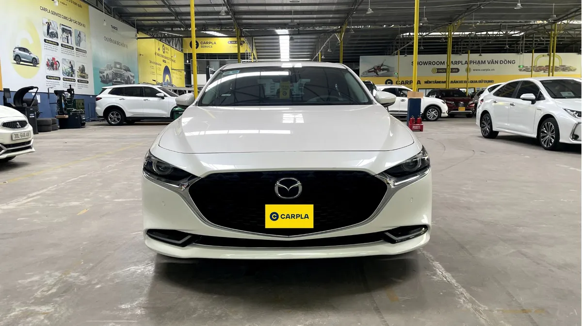 Hình ảnh xe MAZDA 3 TRẮNG PREMIUM 2021 - 45.000 KM