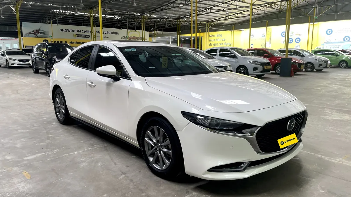 Hình ảnh xe MAZDA 3 TRẮNG PREMIUM 2021 - 45.000 KM