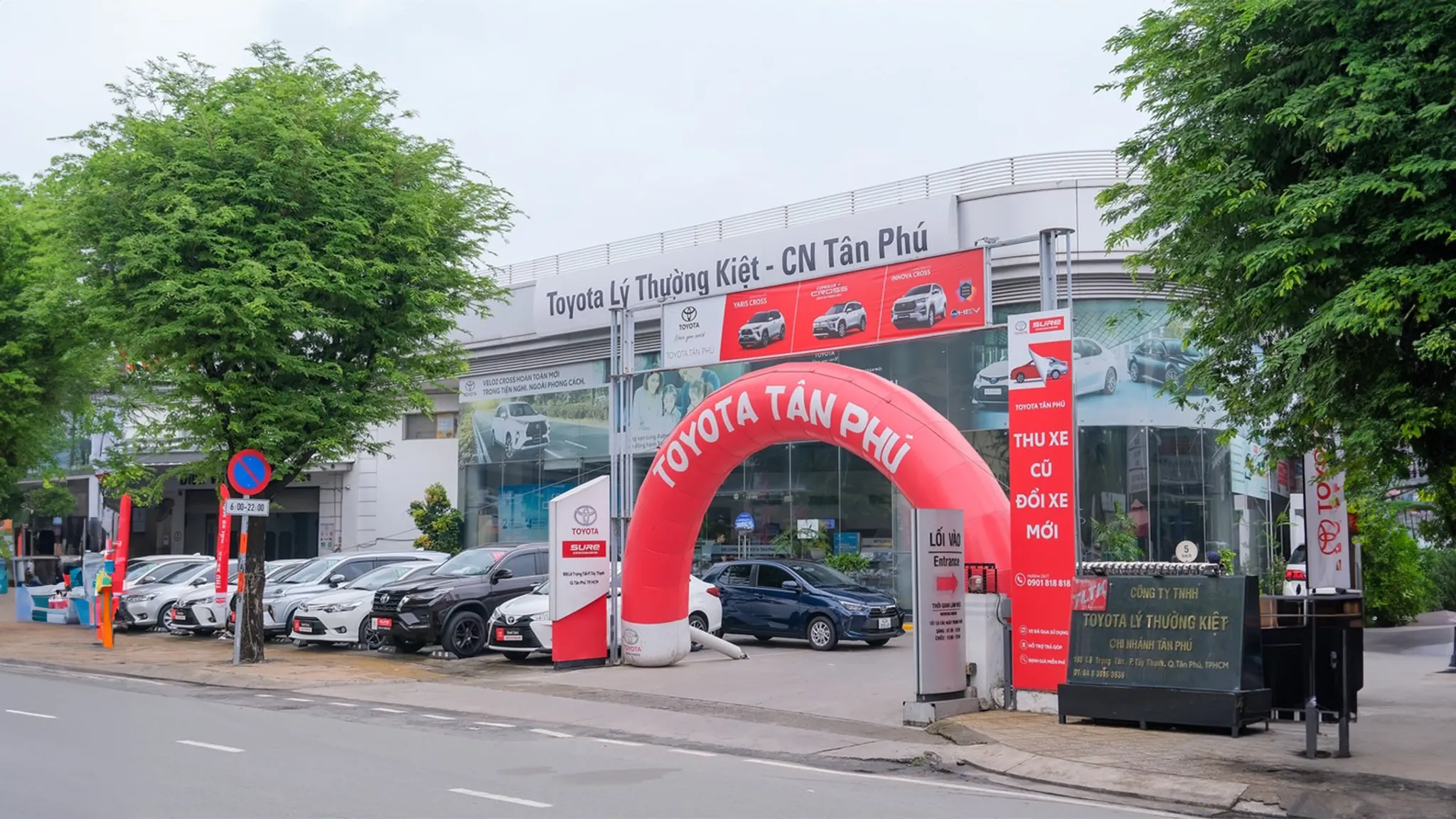 Banner cửa hàng TOYOTA LÝ THƯỜNG KIỆT